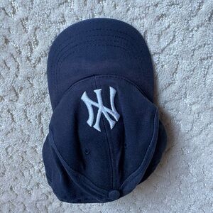Vintage NY Yankees youth cap